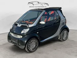 Schwarz Gebraucht 2002 Smart ForTwo Cabrio Pure Cabrio | 2.750 € (Etwas zu teuer)