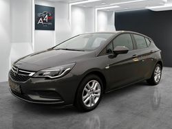 Grau Gebraucht 2017 Opel Astra Limousine | 10.299 € (Guter Preis)