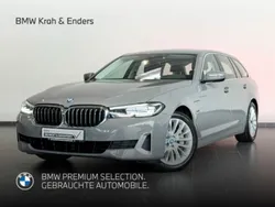 Grau Gebraucht 2022 BMW 520 Luxury Line Kombi | 29.990 € (Guter Preis)