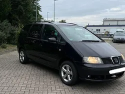 Schwarz Gebraucht 2005 Seat Alhambra Vigo Van / Kleinbus | 4.800 € (Teuer)