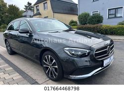 Grau Gebraucht 2020 Mercedes E300 Kombi | 25.799 € (Guter Preis)