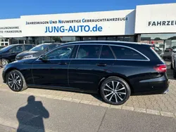 Schwarz Gebraucht 2021 Mercedes E300 Limousine | 28.990 € (Guter Preis)