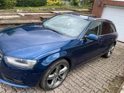 Blau Gebraucht 2012 Audi A4 Kombi | 9.800 € (Fairer Preis)