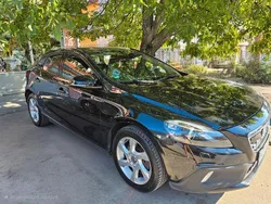 Schwarz Gebraucht 2016 Volvo V40 CC Kombi | 11.000 € (Guter Preis)