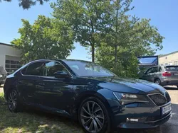 Blau Gebraucht 2019 Skoda Superb LAURIN & KLEMENT Limousine | 19.700 € (Fairer Preis)