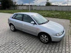 Silber Gebraucht 1999 Audi A3 Ambition Limousine | 900 € (Guter Preis)