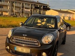 Beige Gebraucht 2015 Mini Cooper Countryman SUV | 11.500 € (Etwas zu teuer)