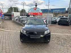 Schwarz Gebraucht 2016 VW Touareg R-line SUV | 19.490 € (Superpreis)