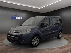 Blau Gebraucht 2011 Citroën Berlingo Van / Kleinbus | 5.990 € (Fairer Preis)
