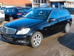 Schwarz Gebraucht 2011 Mercedes C200 Limousine | 4.590 € (Guter Preis)
