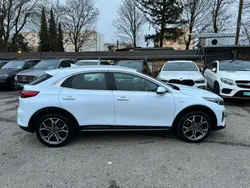 Weiß Gebraucht 2021 Kia XCeed Vision SUV | 19.600 € (Fairer Preis)