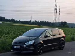 Schwarz Gebraucht 2013 Ford S-MAX S Van / Kleinbus | 11.000 € (Teuer)
