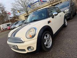 Pepper white Gebraucht 2009 Mini ONE Kleinwagen | 2.890 €