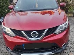 Rot Gebraucht 2017 Nissan Qashqai Tekna SUV | 9.700 € (Guter Preis)