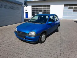 Blau Gebraucht 2000 Opel Corsa Kleinwagen | 750 € (Guter Preis)