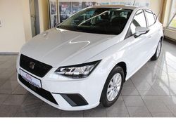 Weiß Gebraucht 2022 Seat Ibiza Style Limousine | 14.998 € (Fairer Preis)