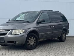 Grau Gebraucht 2006 Chrysler Grand Voyager Van / Kleinbus | 890 € (Superpreis)