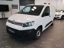 Polarweiss Gebraucht 2023 Citroën Berlingo Van / Kleinbus | 21.990 € (Etwas zu teuer)