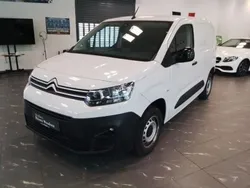 Polarweiss Gebraucht 2023 Citroën Berlingo Van / Kleinbus | 21.990 € (Fairer Preis)