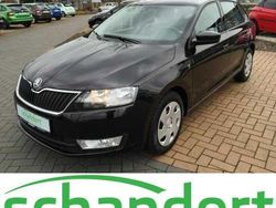 Schwarz metallic Gebraucht 2014 Skoda Rapid Ambition Kombi | 14.450 € (Teuer)