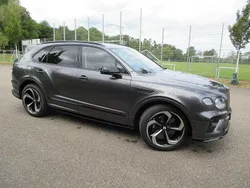 Grau Gebraucht 2023 Bentley Bentayga SUV | 235.000 € (Fairer Preis)