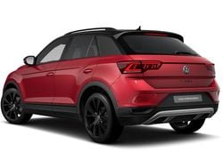 Kings red metallic / dach: schwa kings red metallic / dach: schwa Neu 2025 VW T-Roc Style SUV | 33.054 € (Guter Preis)