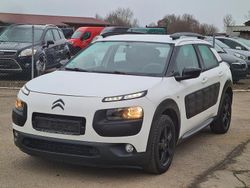 Weiß Gebraucht 2015 Citroën C4 Feel Limousine | 7.800 € (Teuer)