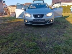 Silber Gebraucht 2010 Seat Ibiza ST Kombi | 3.500 € (Guter Preis)
