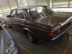 Beige Gebraucht 1983 Mercedes E230 Limousine | 20.000 €