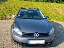Grau Gebraucht 2010 VW Golf VI Kombi | 4.600 €