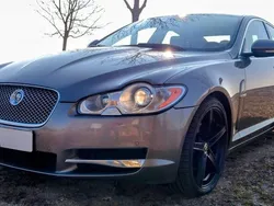 Beige Gebraucht 2010 Jaguar XF Luxury Limousine | 9.990 € (Fairer Preis)
