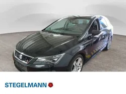 Mitternachtsschwarz Gebraucht 2018 Seat Leon ST FR-Line Kombi | 15.990 € (Fairer Preis)
