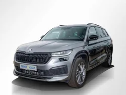 Graphitegrau Gebraucht 2023 Skoda Kodiaq SportLine SUV | 40.950 € (Fairer Preis)