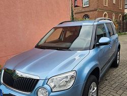 Blau Gebraucht 2013 Skoda Yeti Ambition SUV | 6.500 €