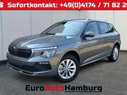 Raceblau metallic/blau Neu 2025 Skoda Kamiq Selection SUV | 28.880 € (Guter Preis)