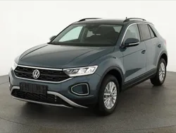 Petroleum blue metallic Neu 2025 VW T-Roc Life SUV | 32.495 € (Superpreis)