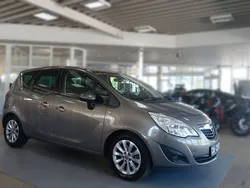 Braun Gebraucht 2012 Opel Meriva Van / Kleinbus | 6.990 € (Fairer Preis)
