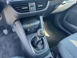 Frozen weiß Neu 2025 Ford Tourneo Courier Active Van / Kleinbus | 27.640 € (Fairer Preis)