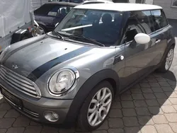 Grau Gebraucht 2009 Mini Cooper Kleinwagen | 4.490 € (Fairer Preis)