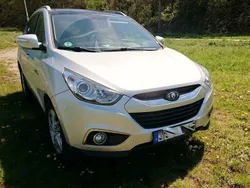 Silber Gebraucht 2013 Hyundai ix35 Comfort SUV | 10.500 € (Fairer Preis)
