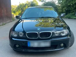 Schwarz Gebraucht 2004 BMW 320 Coupé | 3.900 € (Fairer Preis)