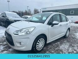 Weiß Gebraucht 2013 Citroën C3 SELECTION Limousine | 2.900 € (Superpreis)