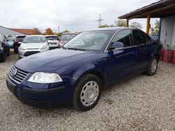 Blau Gebraucht 2004 VW Passat Family Limousine | 1.300 € (Fairer Preis)