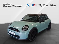 Grün Gebraucht 2024 Mini Cooper S Kleinwagen | 29.999 € (Fairer Preis)