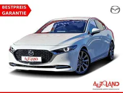 Weiß Gebraucht 2021 Mazda 3 Selection Limousine | 22.490 € (Fairer Preis)
