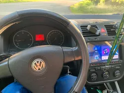 Grau Gebraucht 2004 VW Golf V Kleinwagen | 4.500 €