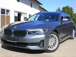 Bluestone metallic Gebraucht 2021 BMW 530e Sport Line Kombi | 27.900 € (Guter Preis)