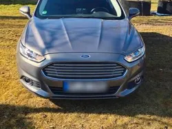 Grau Gebraucht 2015 Ford Mondeo Limousine | 8.500 €