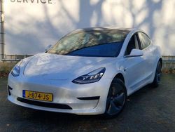 Weiß Gebraucht 2020 Tesla Model 3 Standard Range Limousine | 17.700 € (Superpreis)