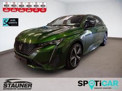 Olivine grün metallic (metallic) Gebraucht 2024 Peugeot 308 GT Limousine | 21.480 € (Superpreis)
